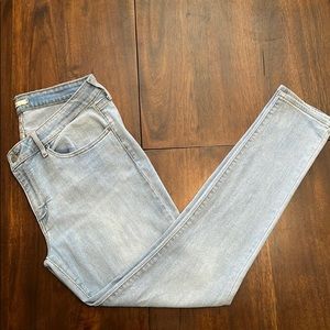 Levi’s- 711 Skinny- Size 33, Skinny Jeans